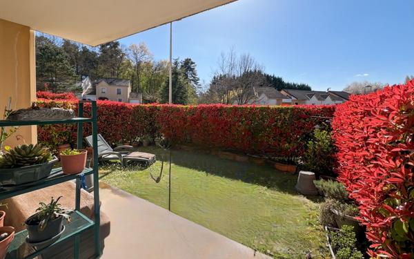 Appartement à vendre    3 pièces •  Champcevinel