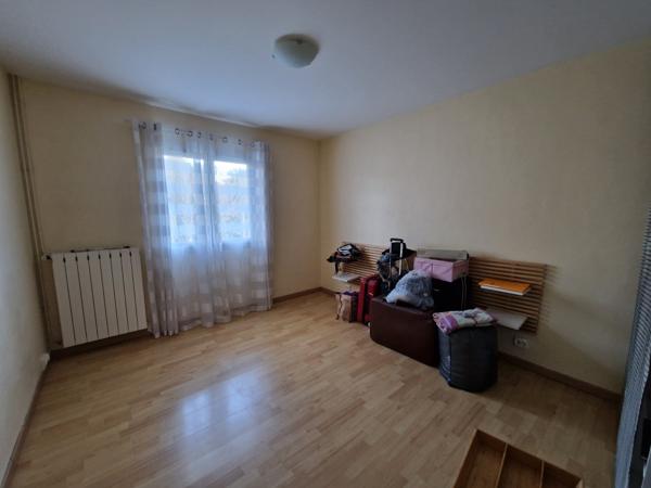 33310 LORMONT AGREABLE PLAIN-PIED DE 4 PIECES