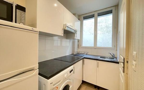 Appartement à louer    1 pièce • 20,77 m2 Paris 17