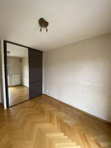 Appartement
         5 pièces
        - 110 m² 189 000 € *