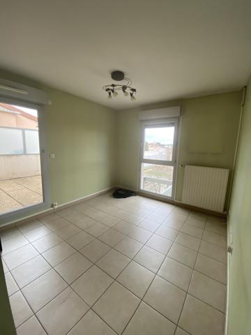 Appartement
         5 pièces
        - 110 m² 189 000 € *