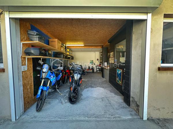 Local d activites de 145 m²