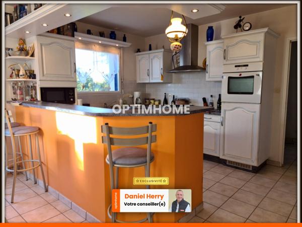 Maison de plain-pied avec garage