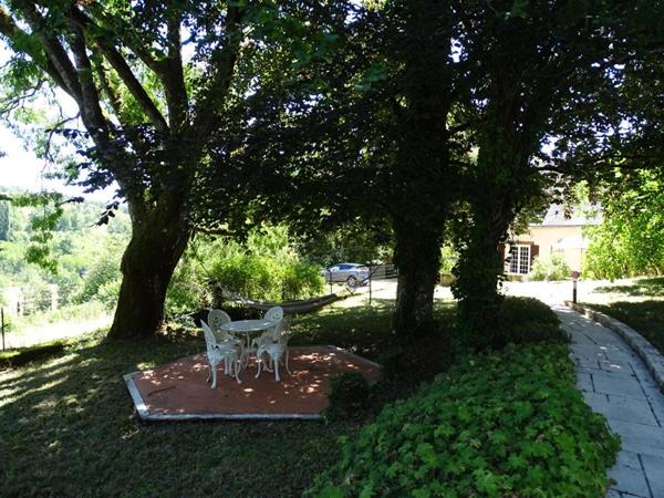 Maison Thenon 7 pièce(s) 167 m2