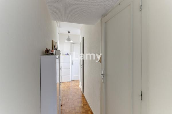 Appartement, parking intérieur