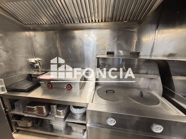 Location Local commercial 1 pièce 40.6 m² - LES TOURRADES Mandelieu 06210