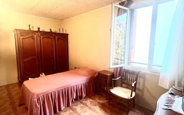 Appartement à vendre    4 pièces •  La Courneuve