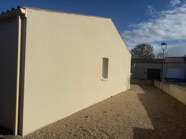 Maison récente 2 chambres