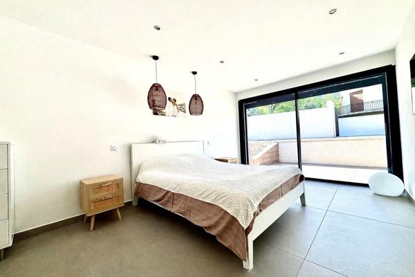 Saint Julien magnifique villa d'architecte 178 m² avec piscine et terrain de 978 m²