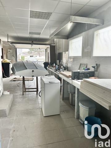 Maison 7 pièces de 150 m² à Urville-Nacqueville (50460)