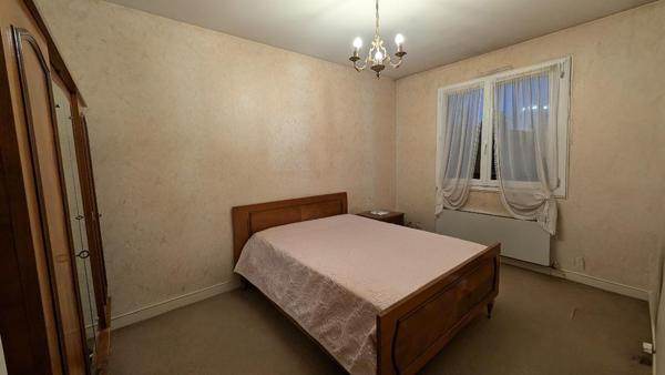 Exclusivité - Maison T3 de PLAIN PIED + Combles aménageables - 2 chambres + garage, TERRASSE et jardinet - opportunité à saisir à BRIVE OUEST !