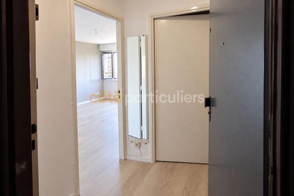 Vente
                Appartement31,17 m² - 1 Pièce -
                    FACHES THUMESNIL (59155)