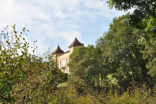 Manoir du XVIIIe siècle, niché au cœur du Lot-et-Garonne.