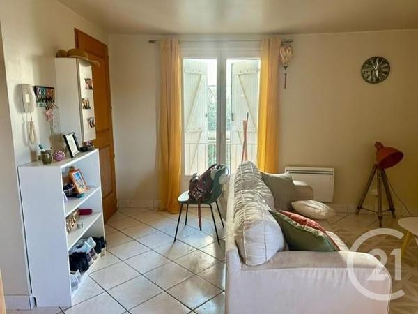 Appartement à vendre  2 pièces - 46,44 m2 LE VAL - 83