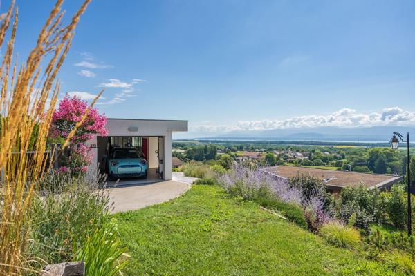 Grilly (01220) Maison de prestige avec vue panoramique