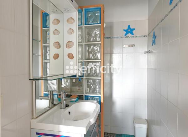 Appartement
         2 pièces
        - 31 m²