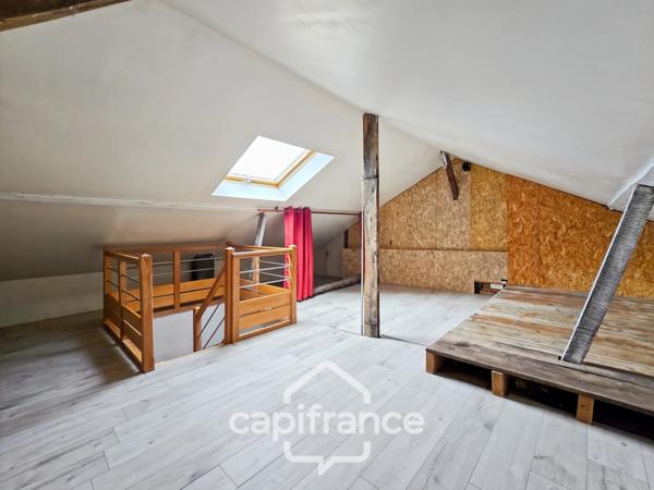 URZY – Maison de village pleine de charme – 133 m² – Cour – Potentiel locatif ou professionnel