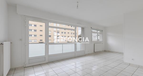 À vendre Appartement 4 pièces 68 m² - Petit-couronne 76650