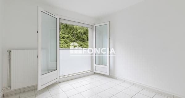 À vendre Appartement 4 pièces 68 m² - Petit-couronne 76650