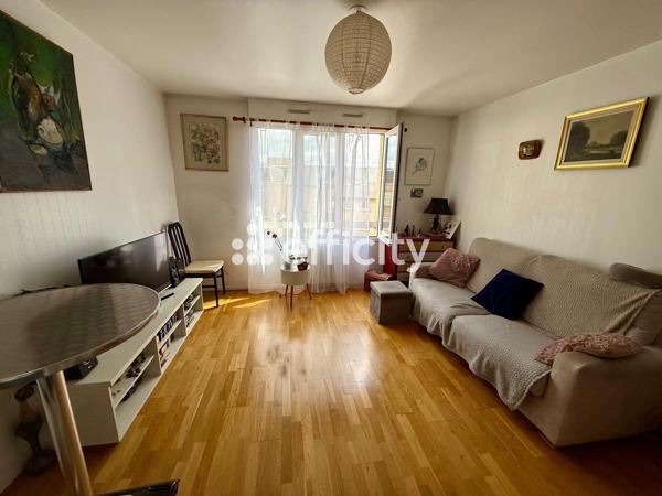Appartement
         2 pièces
        - 47 m² Exclusivité 100 700 € *