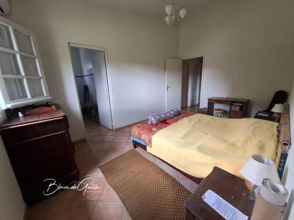 Dpt Guadeloupe (971), à vendre PETIT BOURG maison T4 avec un grand jardin