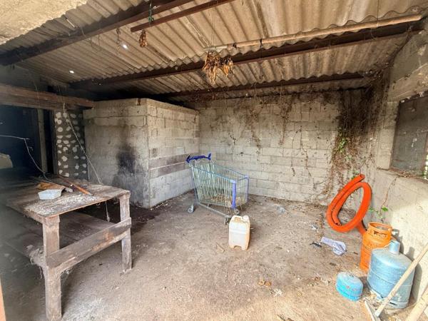 ST ANDRE DE CUBZAC TERRAIN CONSTRUCTIBLE 580 m² AVEC BÂTIMENT ENVIRON 90 m² Saint-André-de-Cubzac (33240)