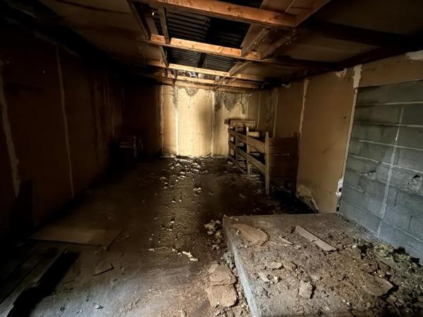 ST ANDRE DE CUBZAC TERRAIN CONSTRUCTIBLE 580 m² AVEC BÂTIMENT ENVIRON 90 m² Saint-André-de-Cubzac (33240)