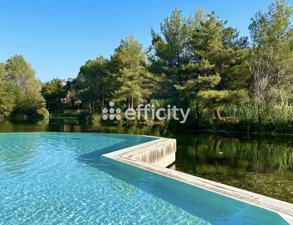 Maison
         4 pièces
        - 64 m² Bien prestige 599 000 € *