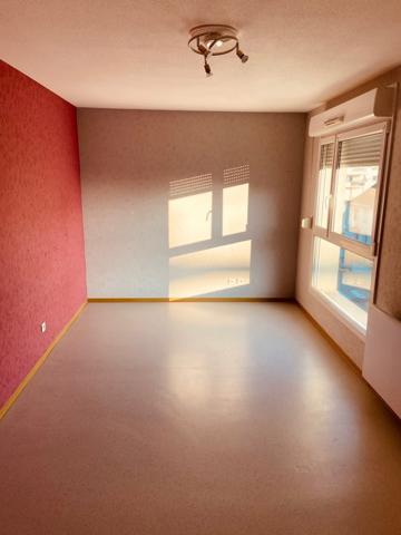 Appartement 3 pièces avec balcon et garage