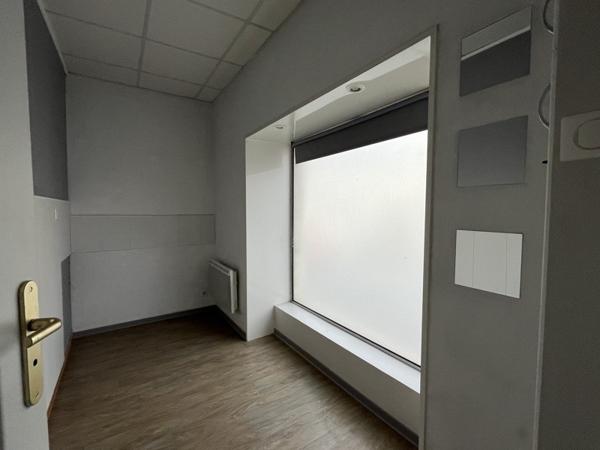 Local commercial à louer |  MONTPON MENESTEROL |  3 pièces | 83 m²