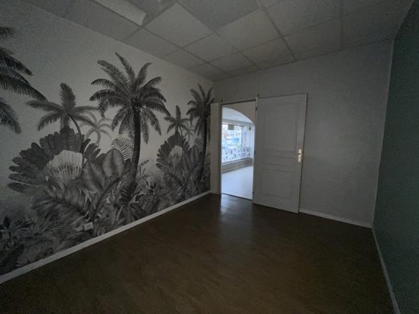 Local commercial à louer |  MONTPON MENESTEROL |  3 pièces | 83 m²