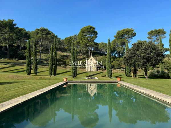 A vendre - Mas XVIIIe siècle - au coeur des Alpilles