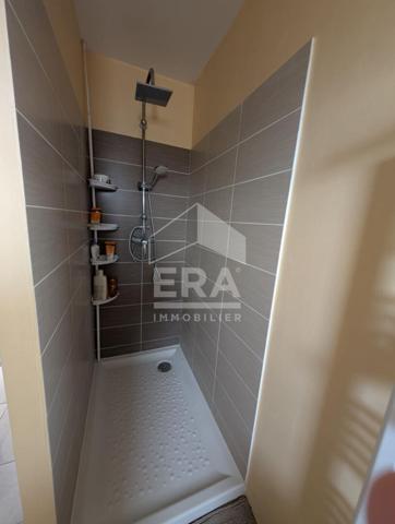 Maison à vendre de plain pied à Moulin Neuf 5 pièces 80 m2