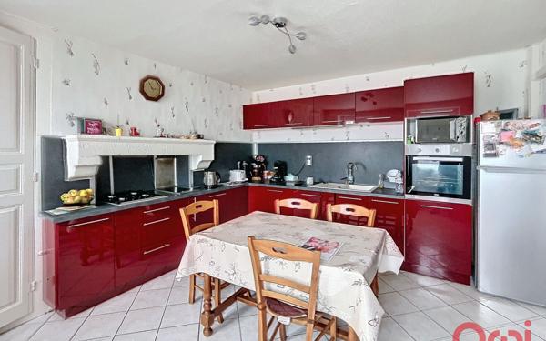 Maison à vendre    5 pièces •  Vallon-en-Sully