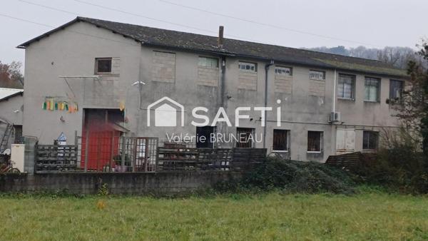 Opportunité rare : grand local commercial de 1 500 m², idéalement situé et prêt à exploiter