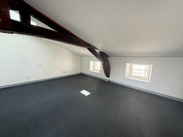 Immeuble Angouleme 3 pièce(s)