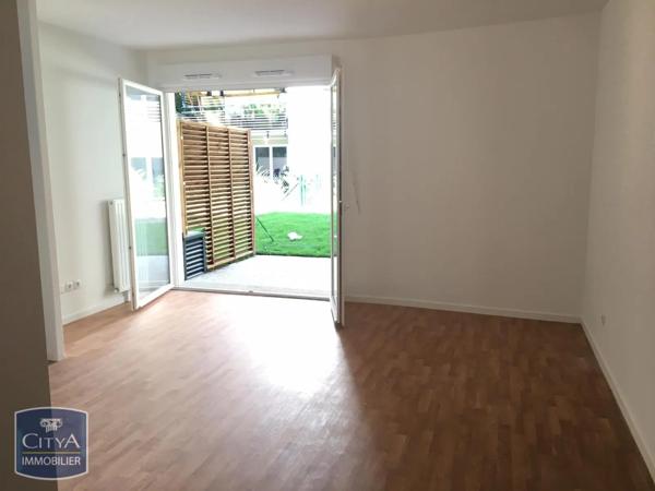 Appartement à louer 1 pièce 27.76m² Arpajon (91290)