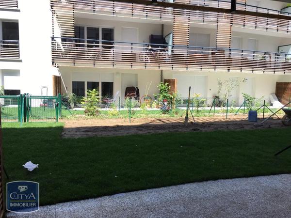 Appartement à louer 1 pièce 27.76m² Arpajon (91290)