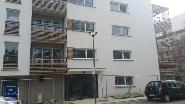 Appartement à louer 1 pièce 27.76m² Arpajon (91290)