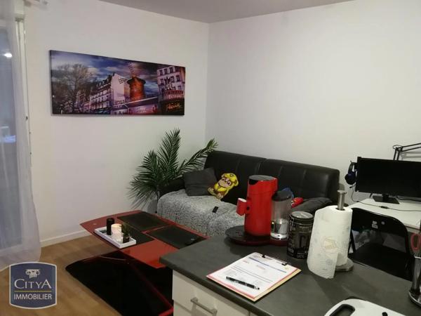 Appartement à louer 1 pièce 27.76m² Arpajon (91290)