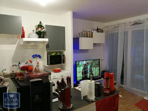 Appartement à louer 1 pièce 27.76m² Arpajon (91290)