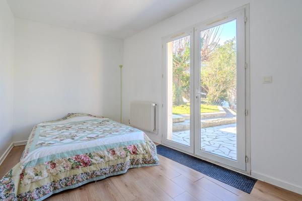 Mérignac La Glacière - Maison familiale lumineuse avec jardin, piscine et garage,