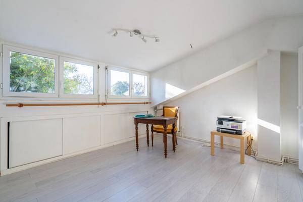 Mérignac La Glacière - Maison familiale lumineuse avec jardin, piscine et garage,
