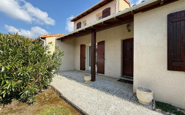 Maison à vendre    5 pièces •  Saint-Palais-sur-Mer