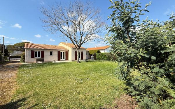 Maison à vendre    5 pièces •  Saint-Palais-sur-Mer