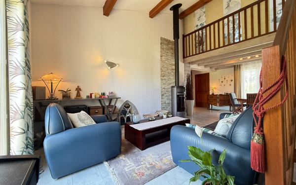 Maison à vendre    5 pièces •  Saint-Palais-sur-Mer