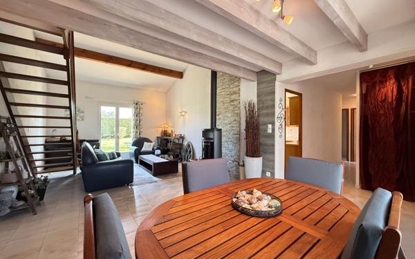 Maison à vendre    5 pièces •  Saint-Palais-sur-Mer