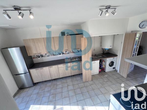 Maison à vendre 5 pièces 250 m² Charroux