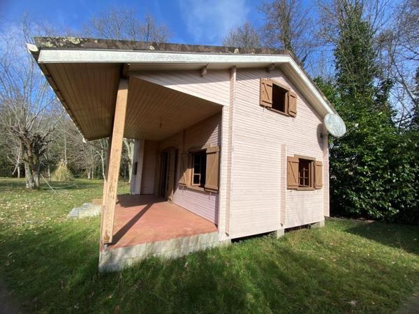 Maison 3 chambres 62m² habitable. Saint-Savin (33920)