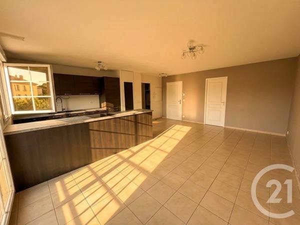 Appartement F3 à vendre  3 pièces - 60,86 m 2   PONT STE MAXENCE  - 60